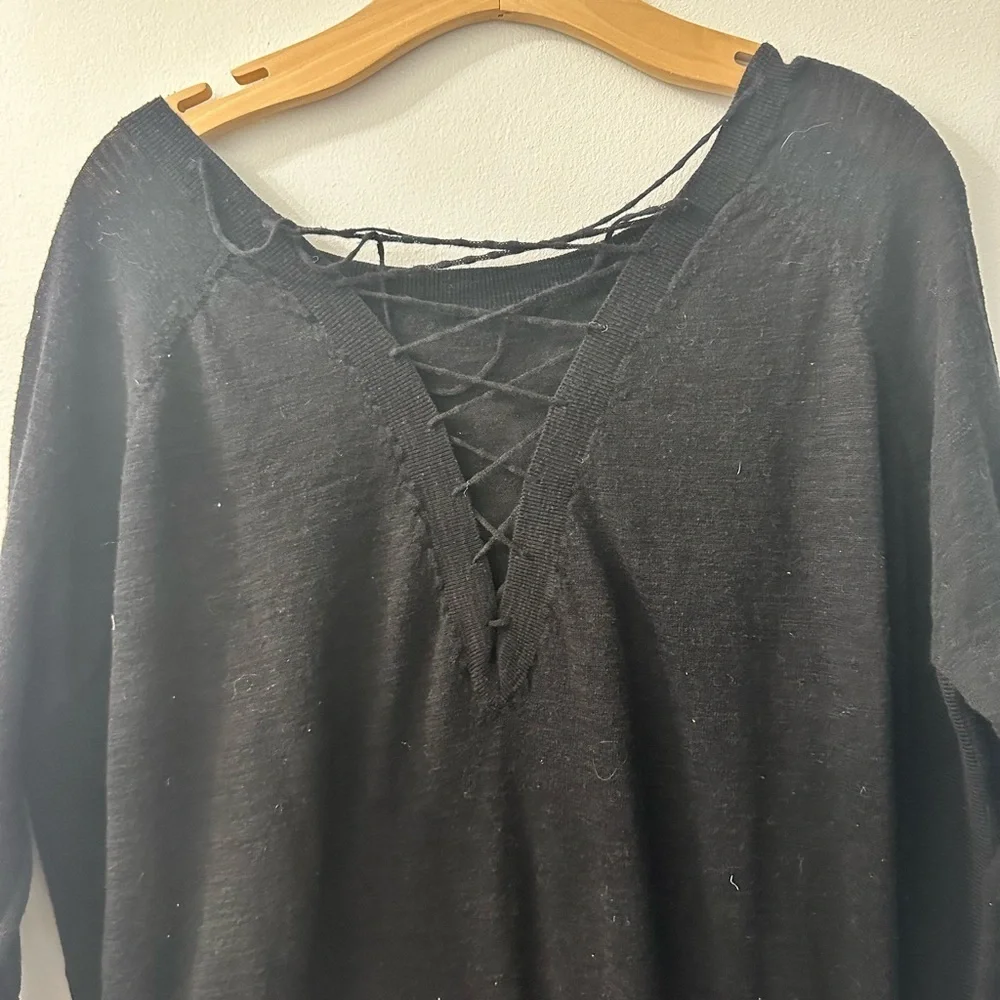 Express Lightweight Sweater - Picture 2 of 2